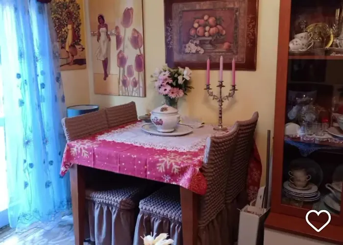 Nancy House Alloggio in famiglia *