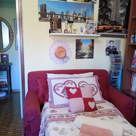 Nancy House Privatunterkunft Castronno
